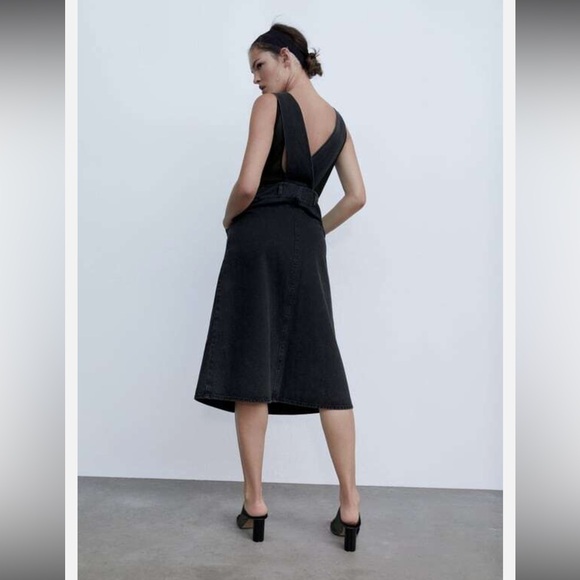 ZARA MEDIUM Button Snap Up Faded Black Denim Pinafore Jumper Overall Dress - Picture 2 of 11